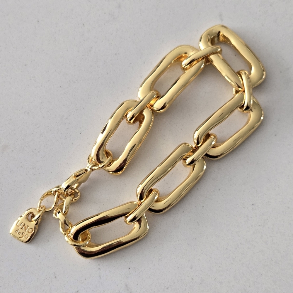 Uno De 50 • ABANADO • Gold Plated Link Bracelet - Picture 3 of 12
